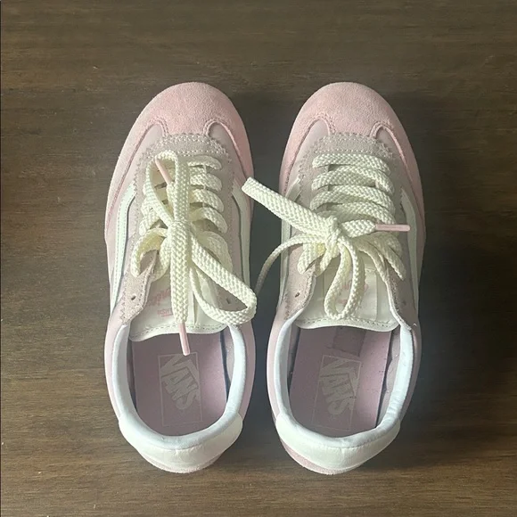 Vans Super Lopro Pink and White Sneakers - Picture 4 of 5